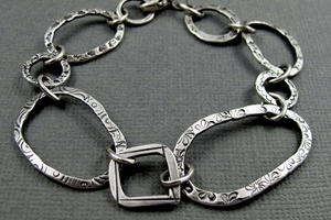 Loopy Link Bracelet